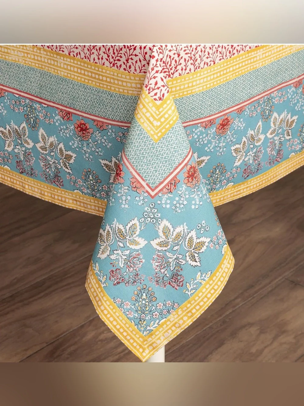 Maison d’ Hermine Tablecloth